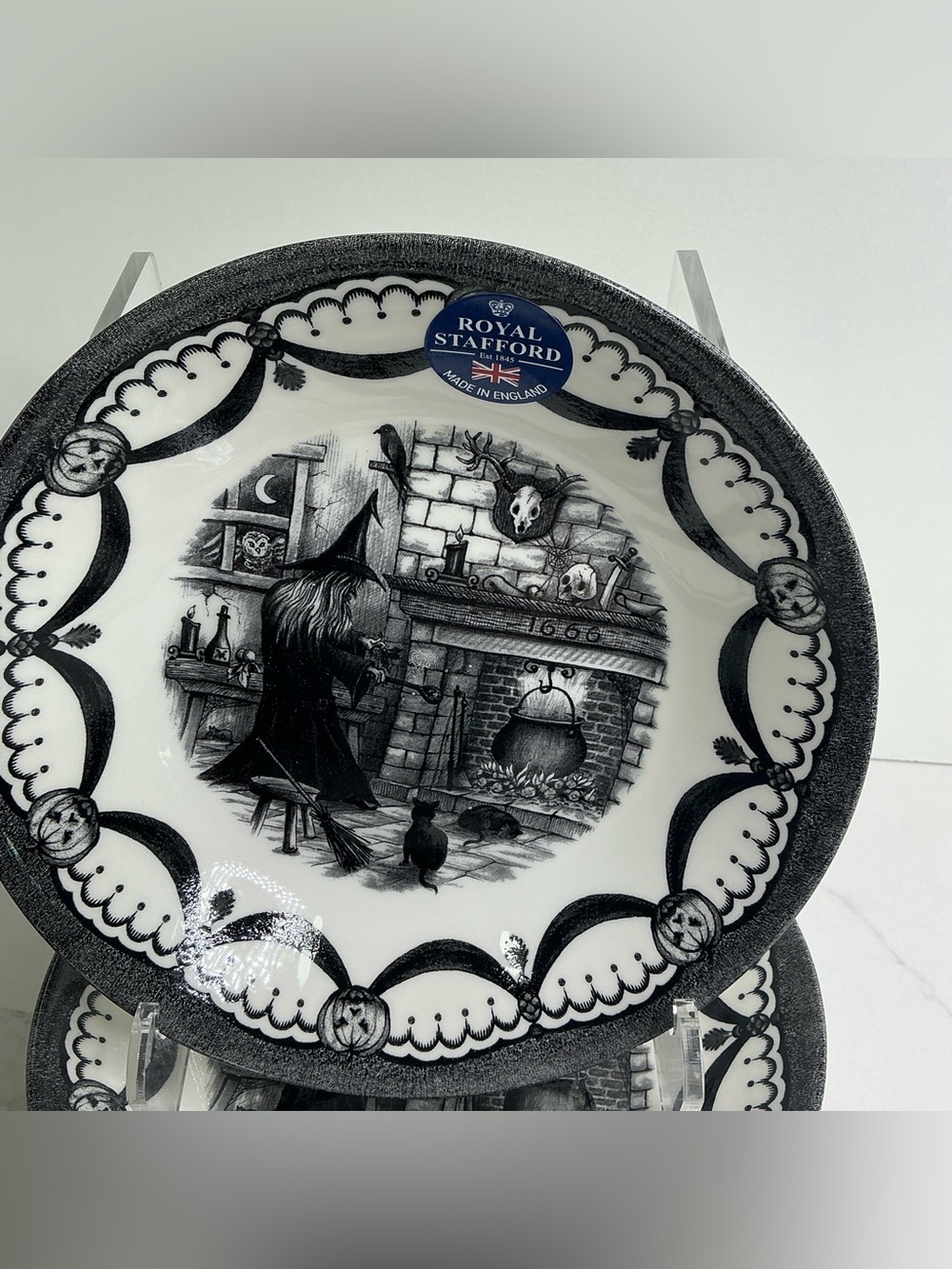 3 Royal Stafford Soup Pasta Bowls Witch With Black Cat 8” Halloween New